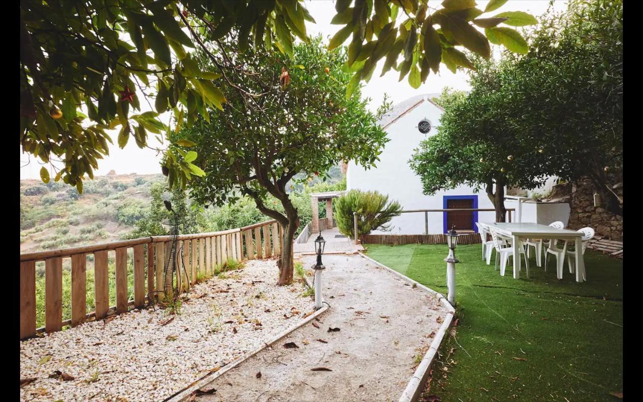 Casa Rural Entre Ojen Y Marbella Ngoại thất bức ảnh