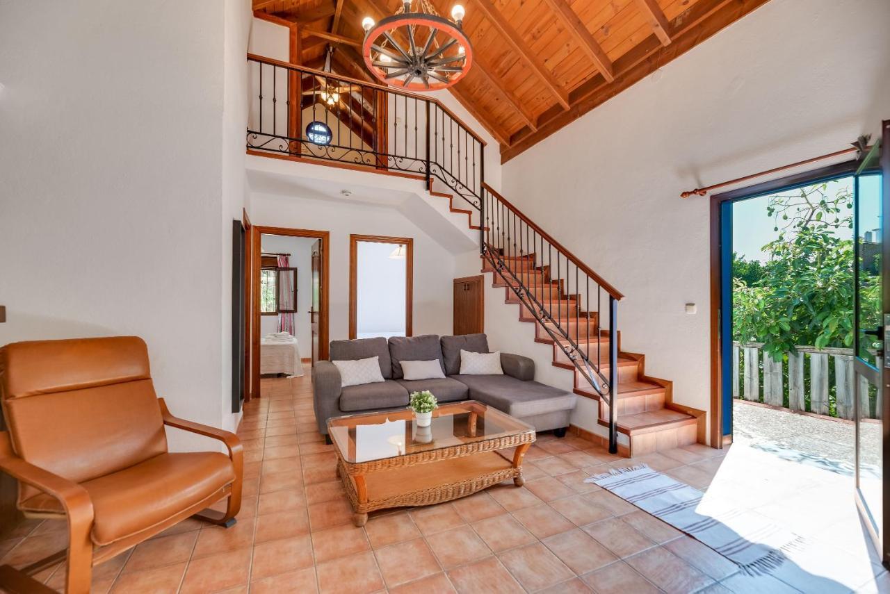Casa Rural Entre Ojen Y Marbella Ngoại thất bức ảnh